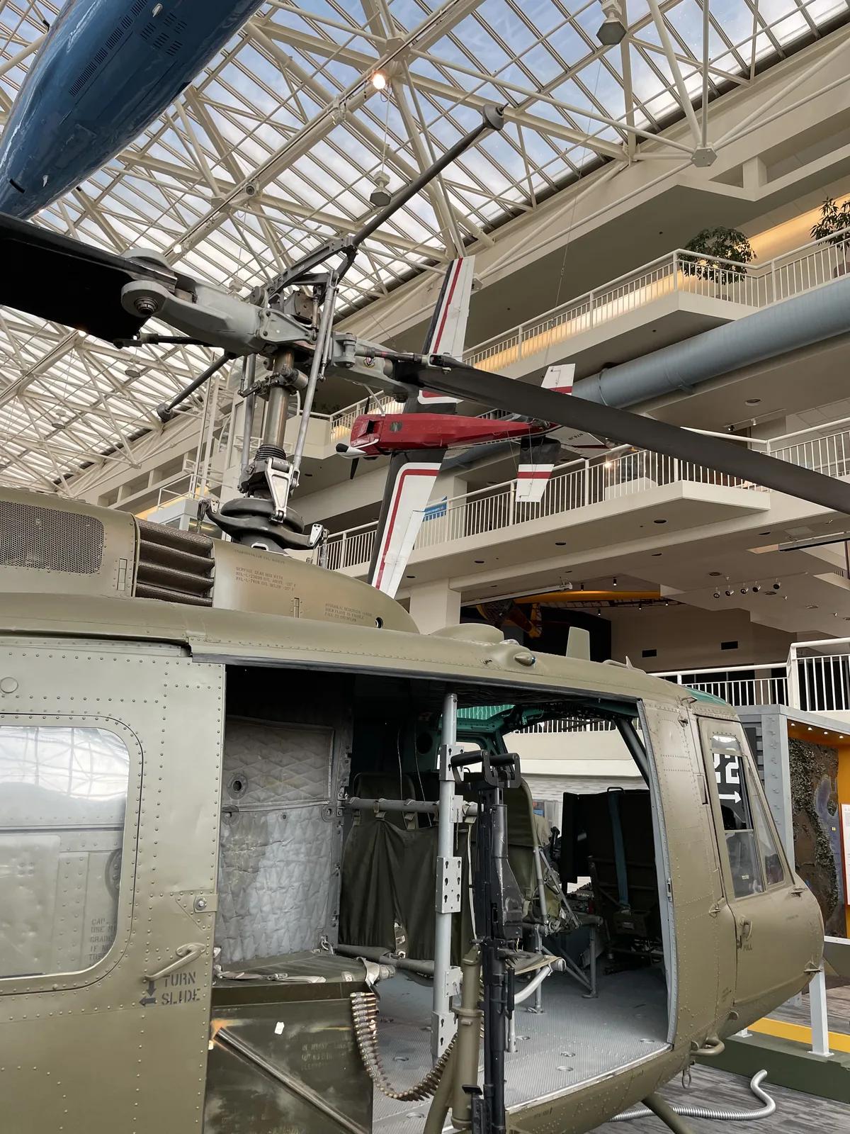 헬리콥터 내부 전시