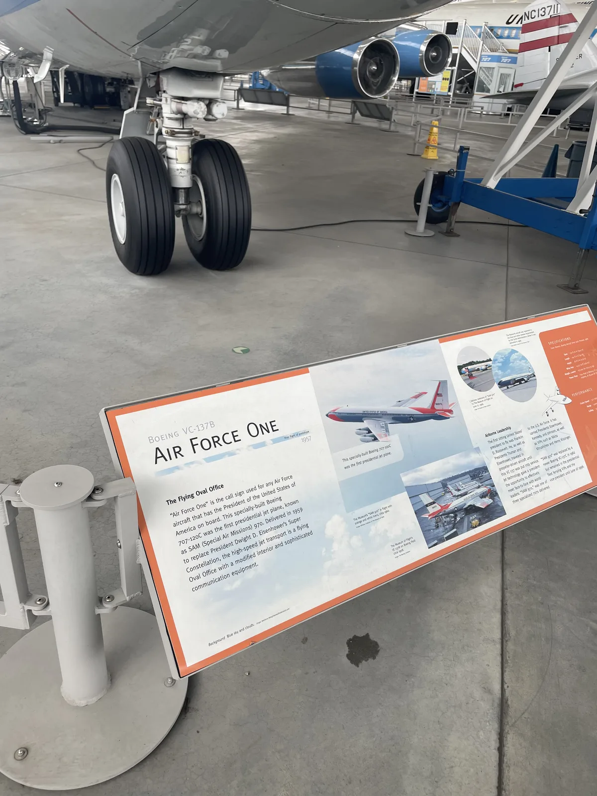 에어포스원 구 대통령 전용기 외부