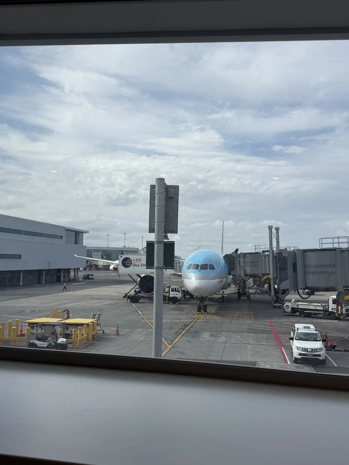 오클랜드 국제공항 국제선 터미널 출구