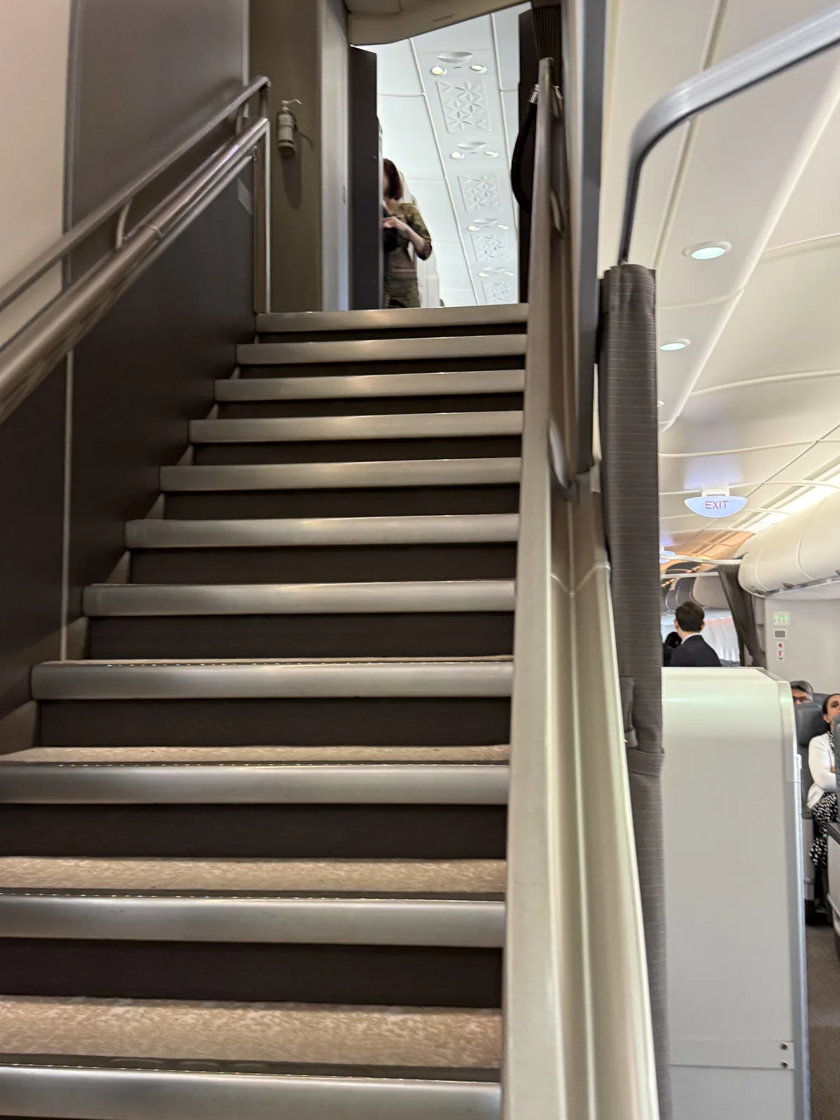 싱가포르항공 A380 기내 입구