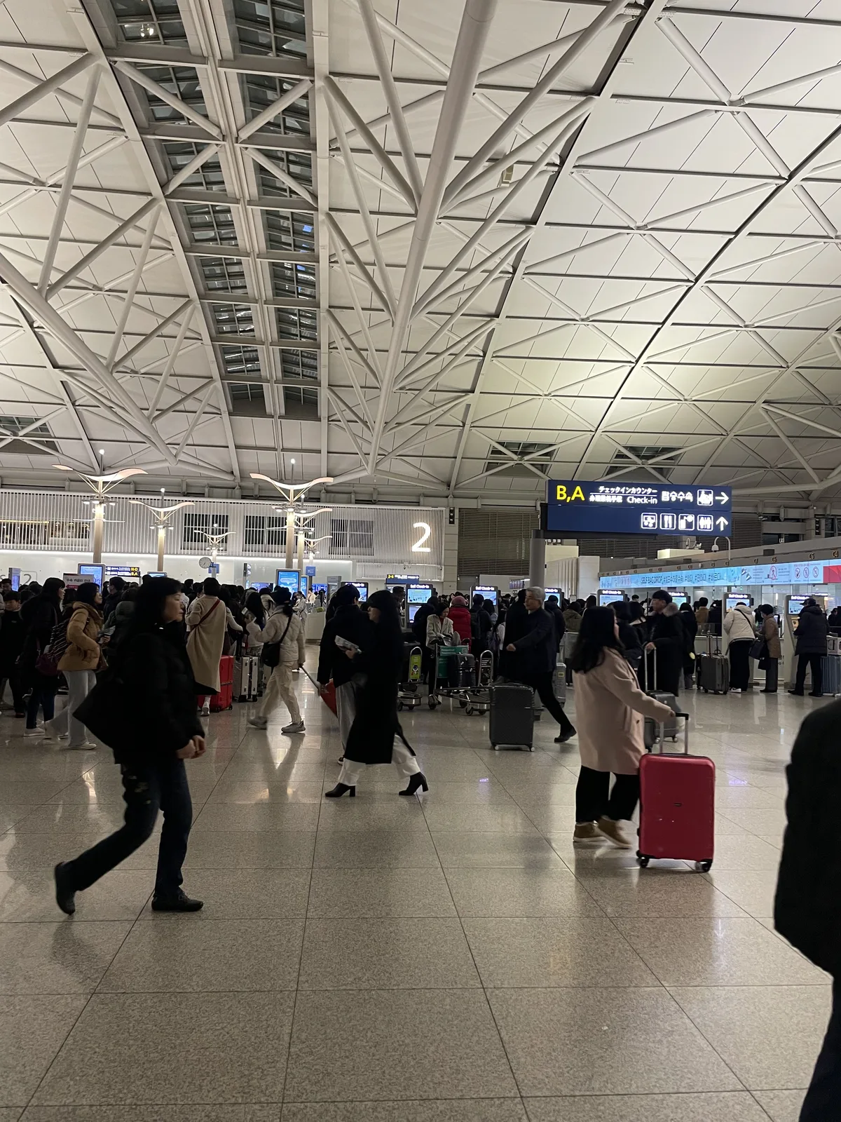 새벽 인천공항 대기 중인 모습