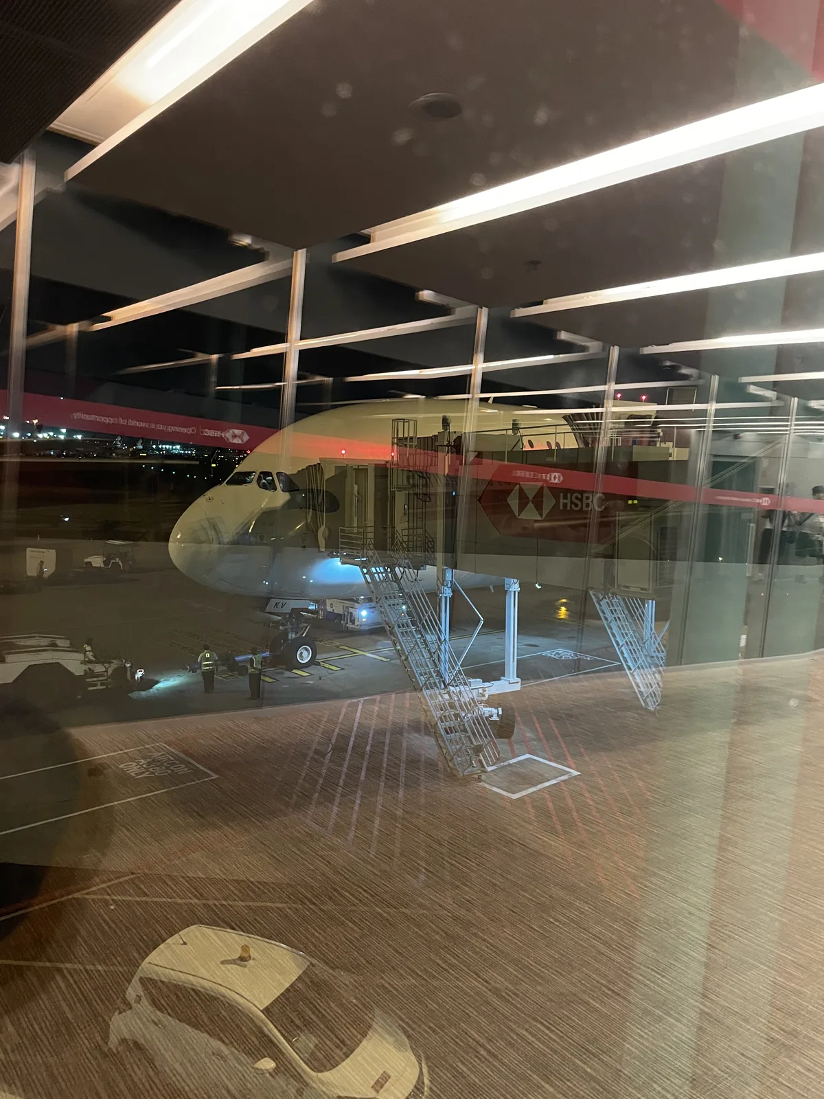 싱가포르항공 A380 기내 계단