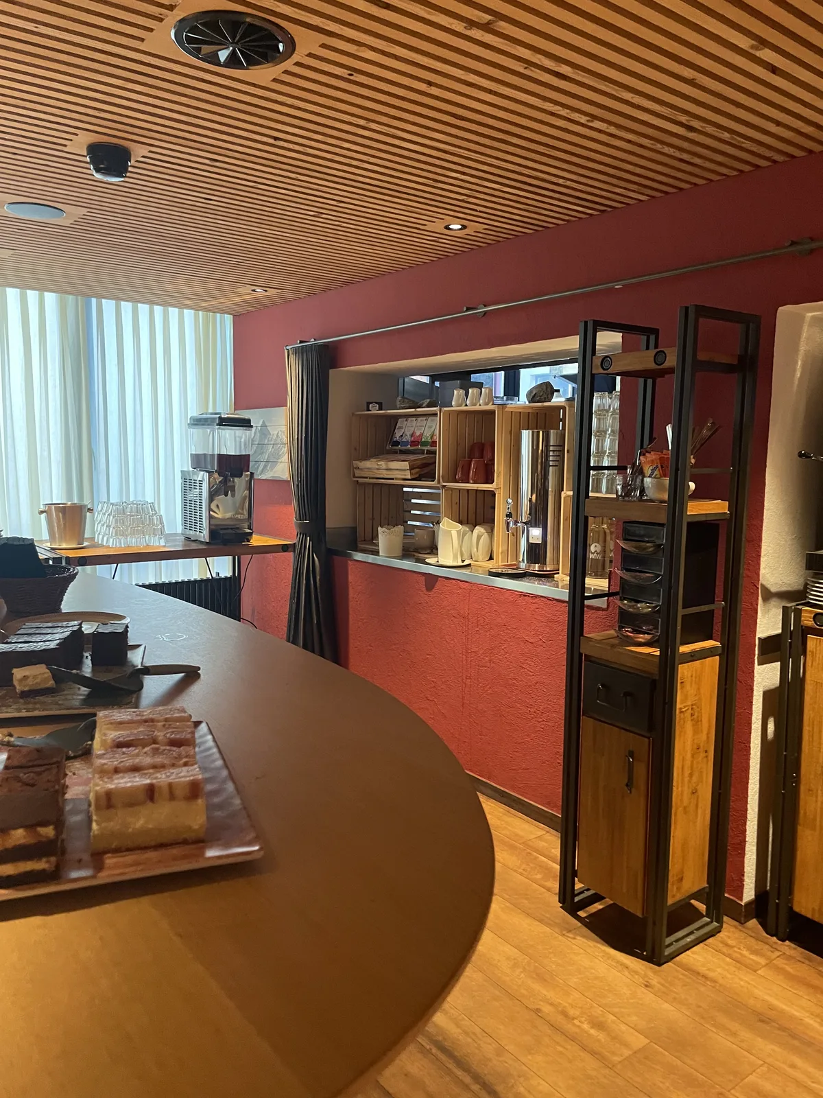 Eiger Selfness Hotel lounge during happy hour