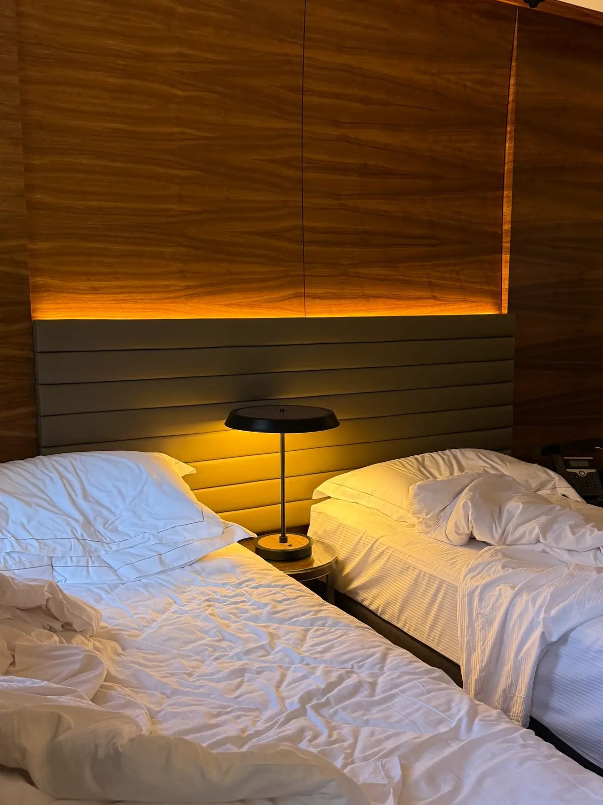 힐튼 시드니 푹신한 침대 및 침구