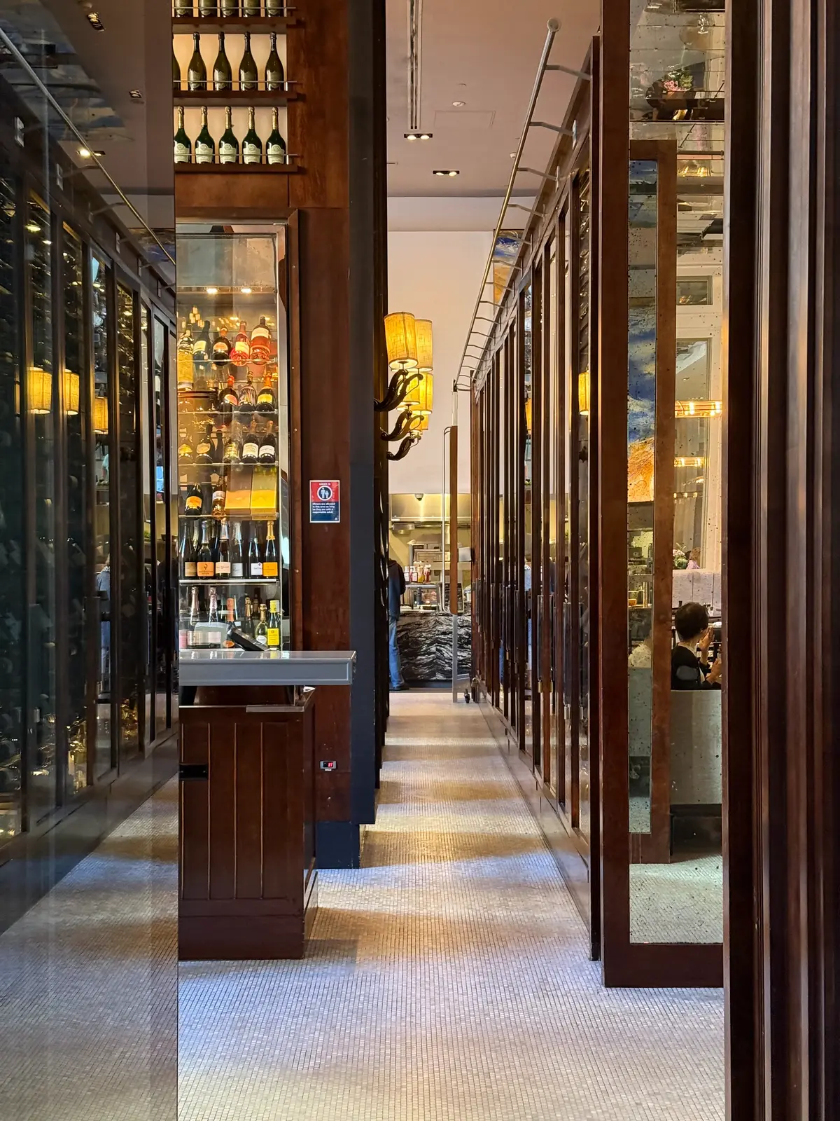 힐튼 시드니 조식 레스토랑 입구